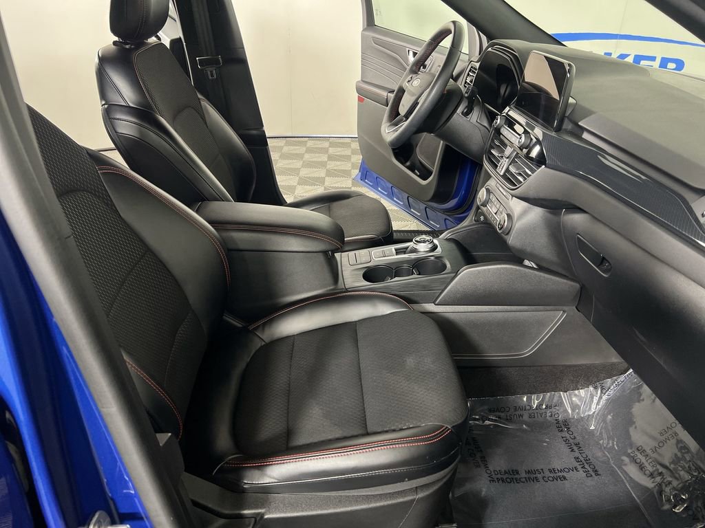 Used 2023 Ford Escape ST-Line image 26