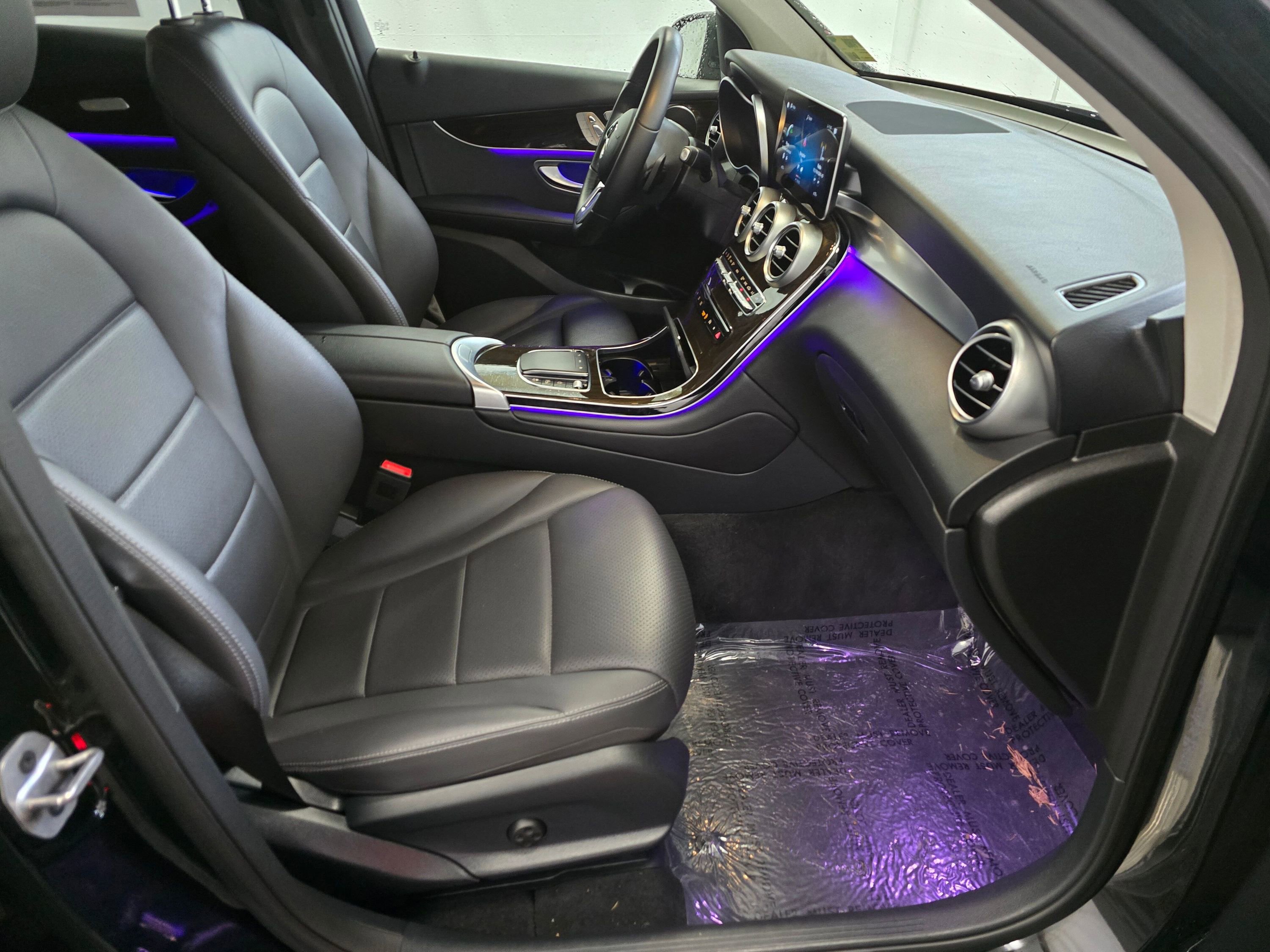 Used 2022 Mercedes-Benz GLC 300 4MATIC image 21