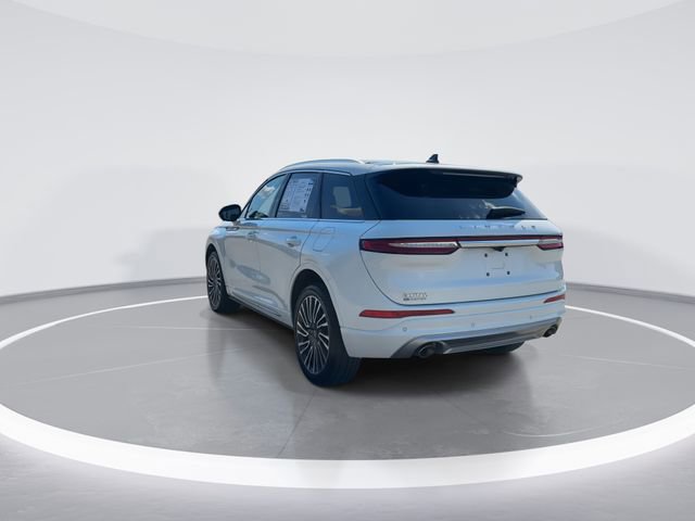 Used 2022 Lincoln Corsair AWD w/ Premium Package image 6