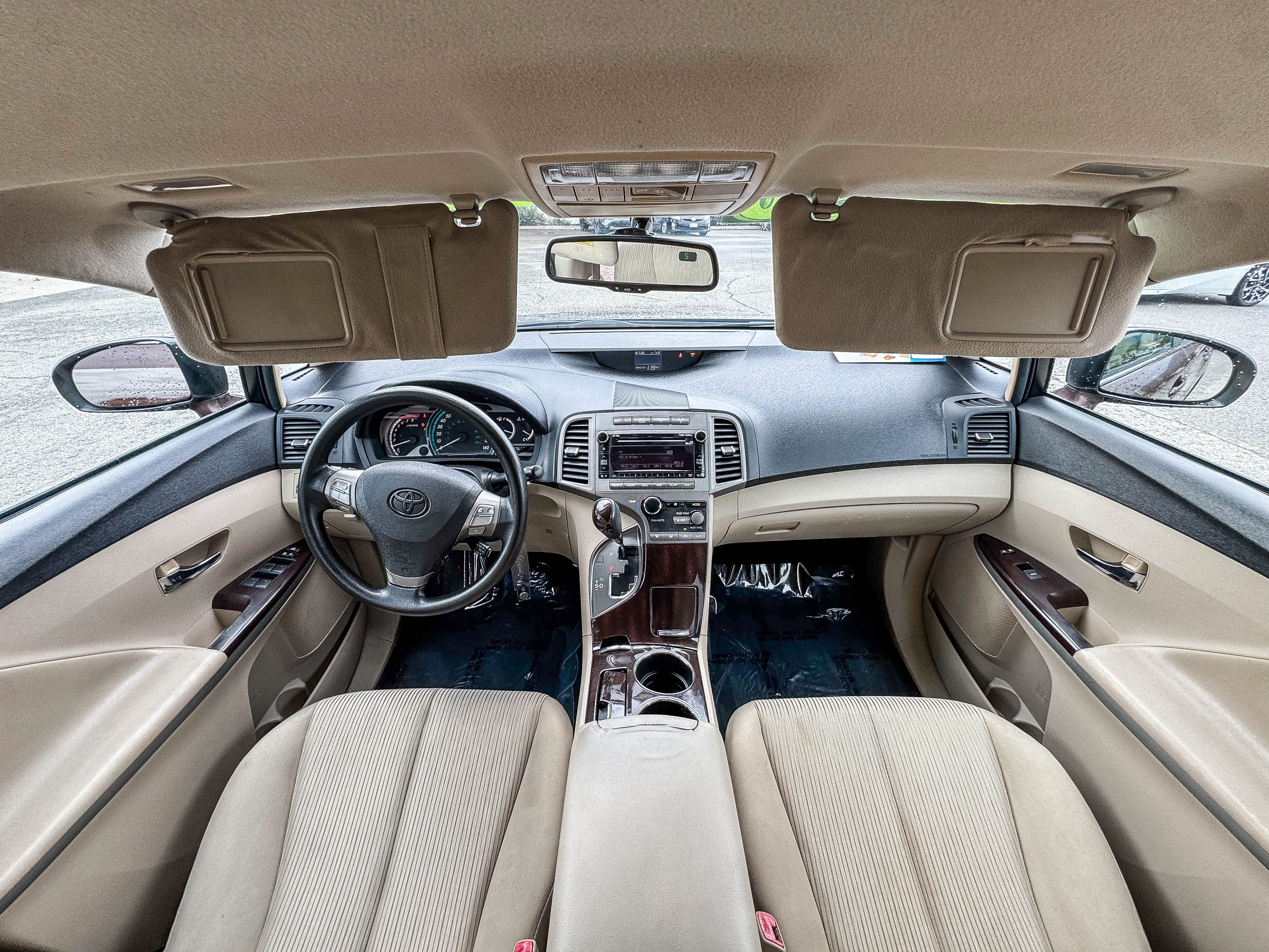 Used 2010 Toyota Venza FWD image 12