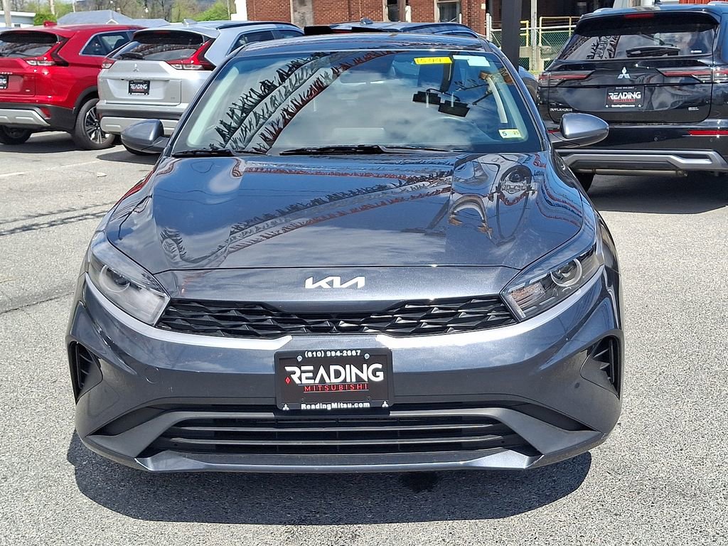 Used 2024 Kia Forte LXS image 2