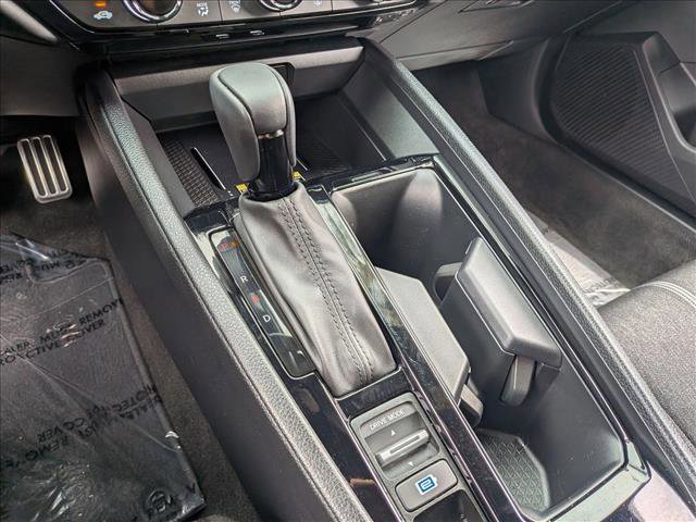 Used 2025 Honda Accord Sport image 14
