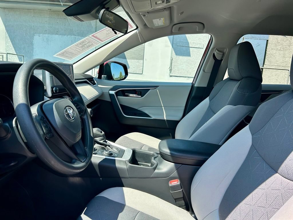 Certified 2024 Toyota RAV4 XLE AWD/4WD image 10