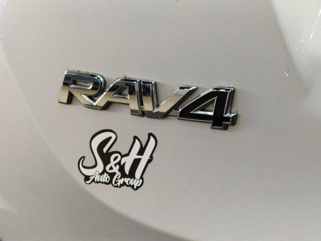 Used 2015 Toyota RAV4 XLE AWD/4WD image 36