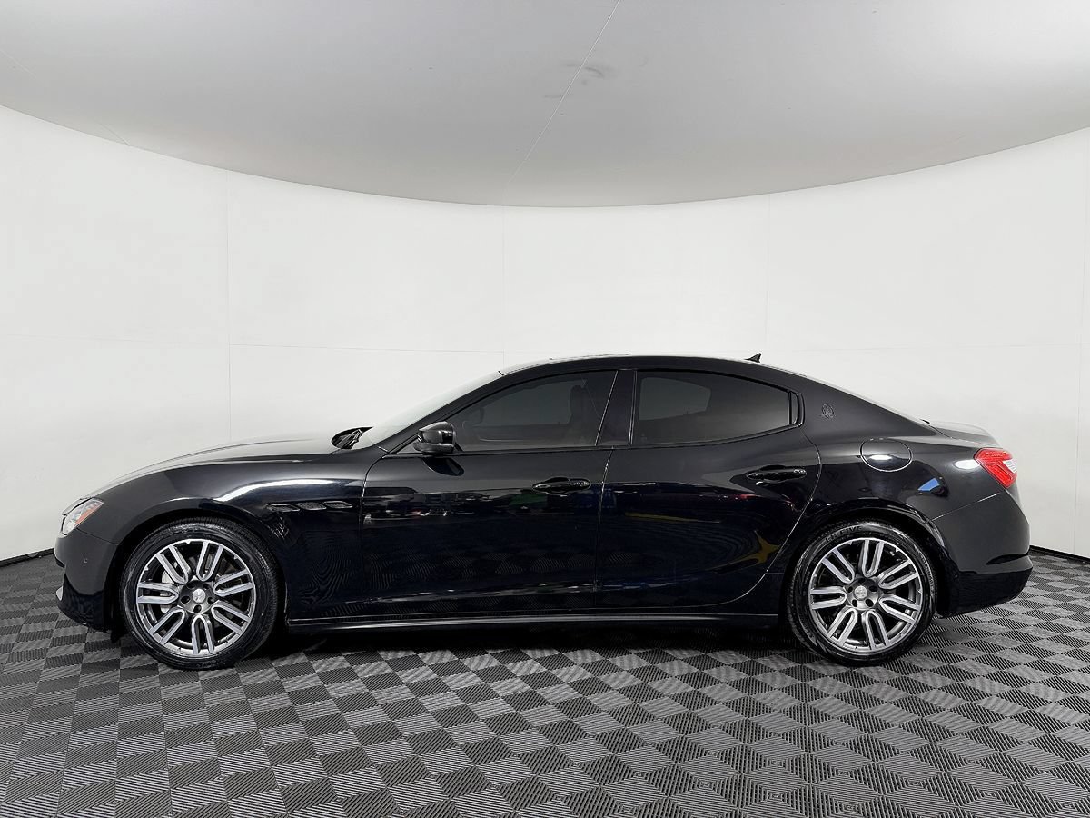 Used 2018 Maserati Ghibli RWD image 16