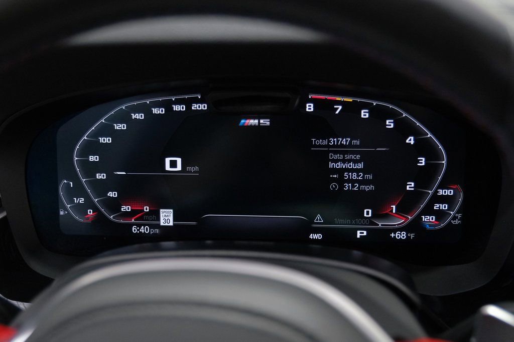 Used 2022 BMW M5 w/ Executive Package image 15