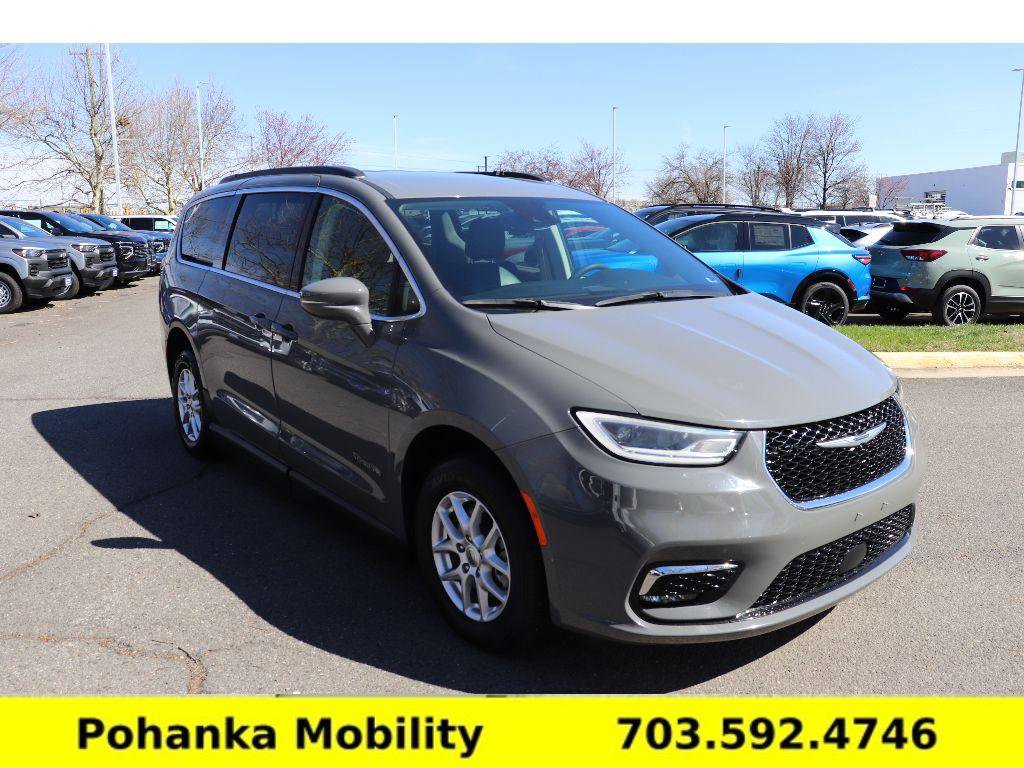 Used 2022 Chrysler Pacifica Touring-L