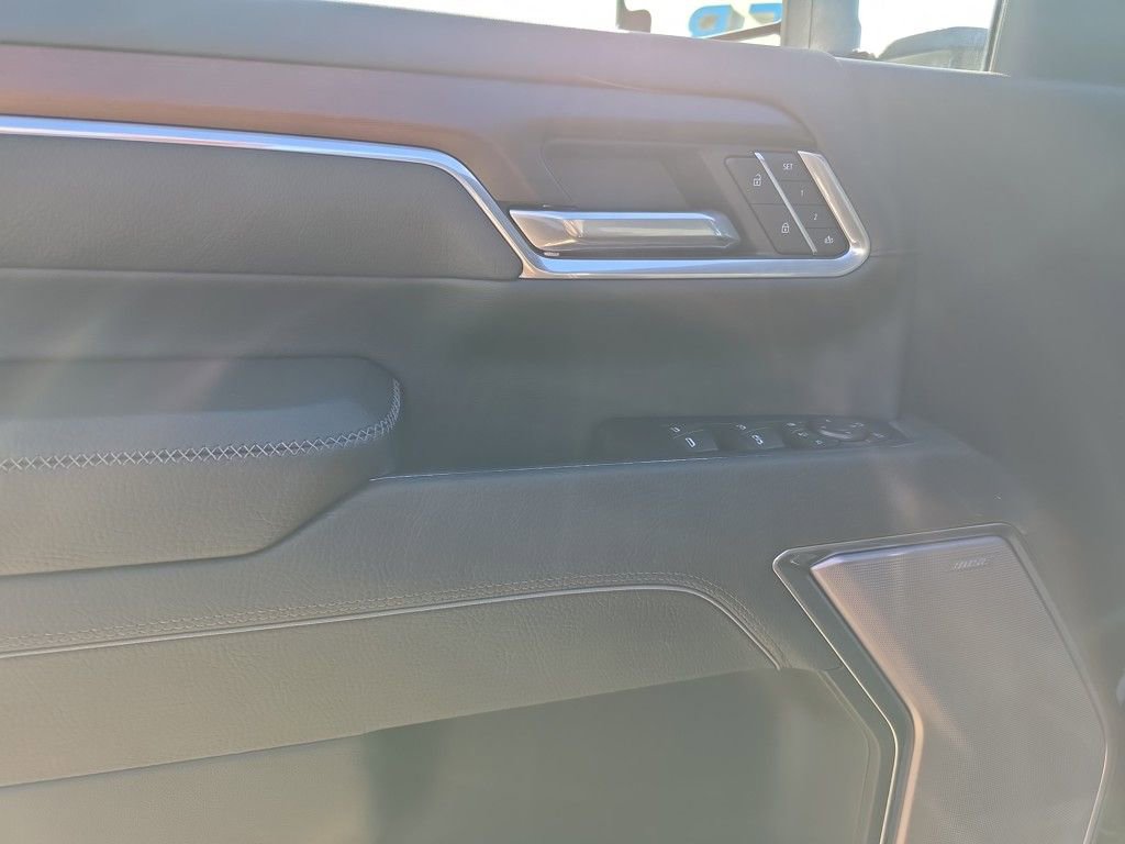 Certified 2025 GMC Sierra 2500 Denali w/ Denali Reserve Package image 17