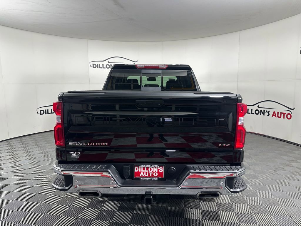 Used 2024 Chevrolet Silverado 1500 LTZ w/ LTZ Convenience Package II image 6