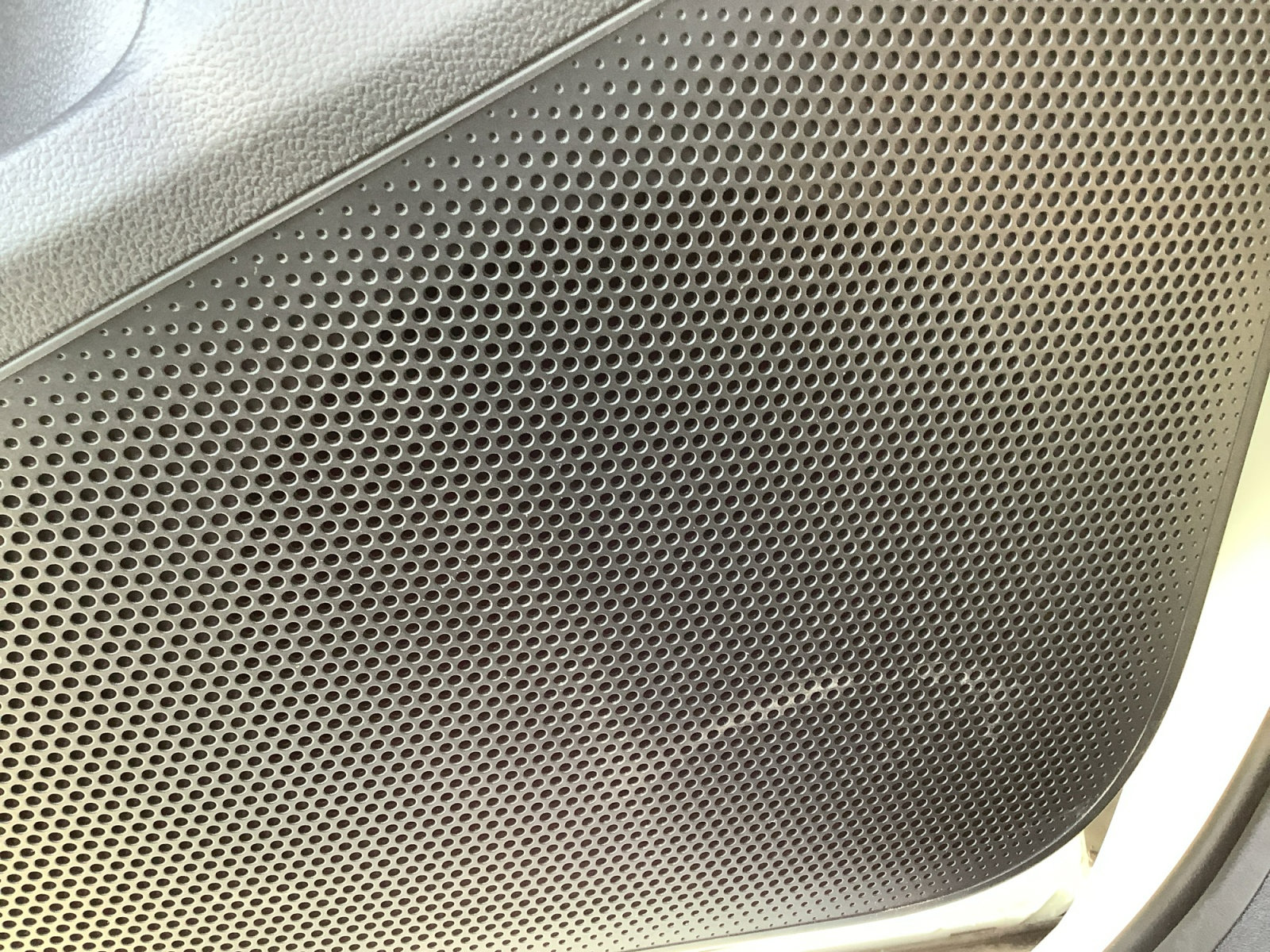 New 2026 Volkswagen Tiguan SE R-Line image 26