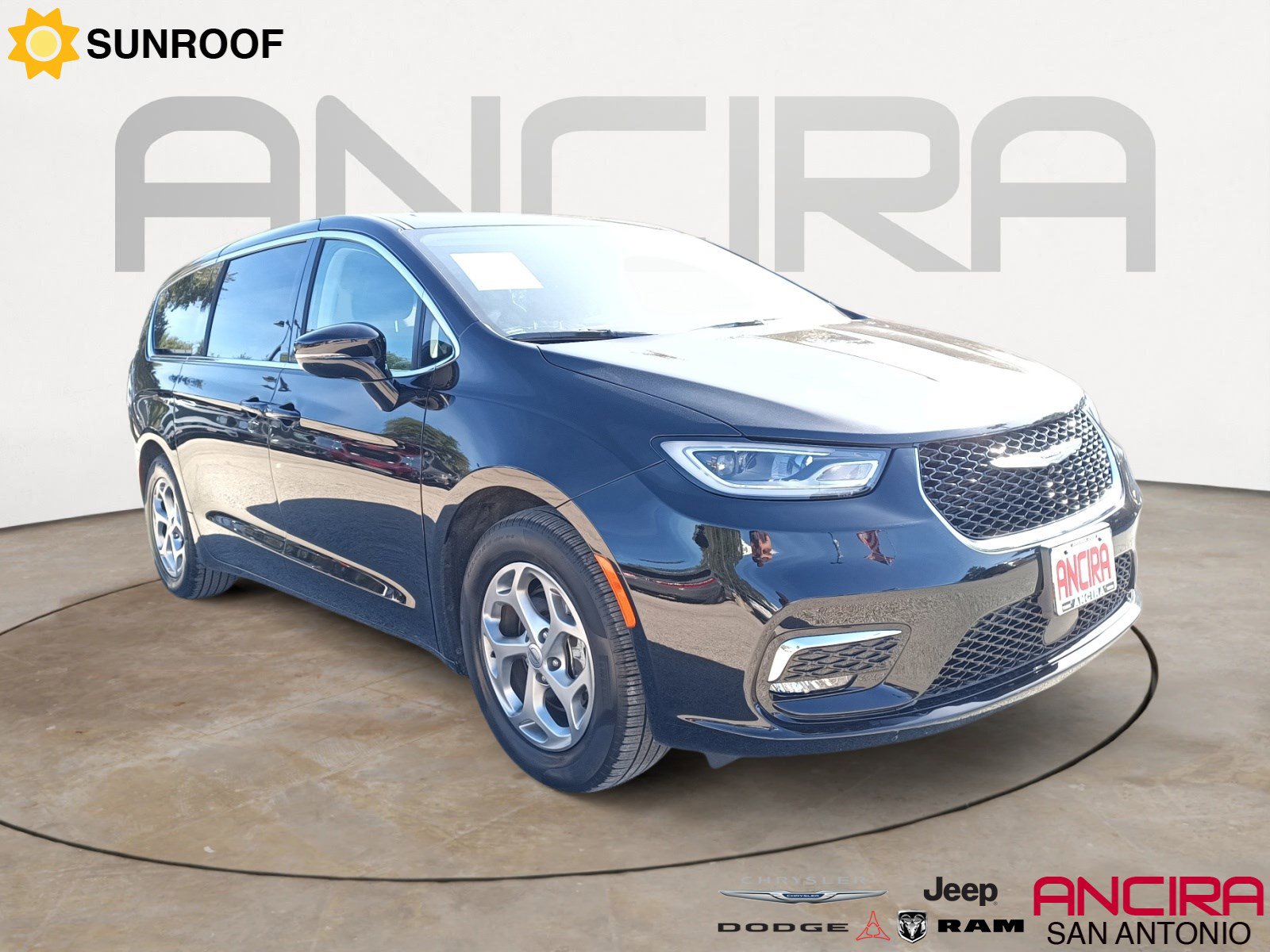 Certified 2024 Chrysler Pacifica Limited video 1