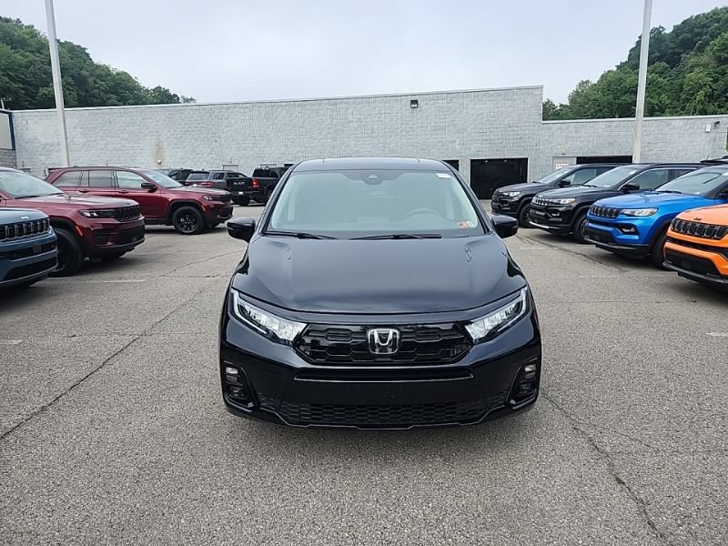 Used 2025 Honda Odyssey Elite image 2