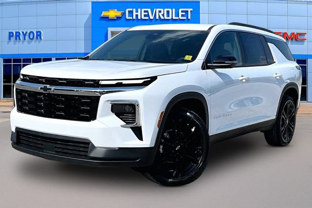 New 2027 Chevrolet Traverse LT w/ Driver Confidence Package FWD image 2