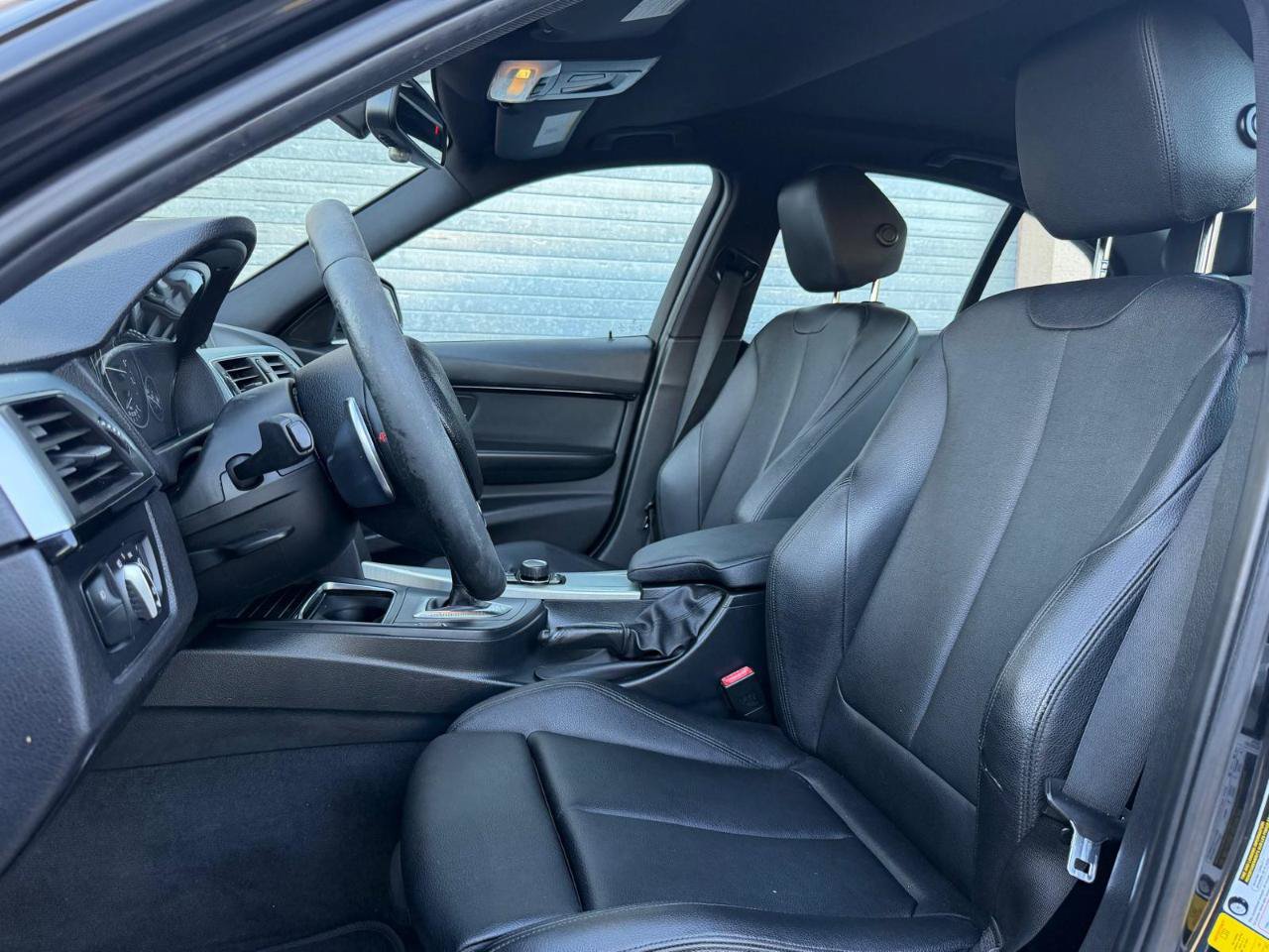 Used 2016 BMW 328i Sedan RWD image 22