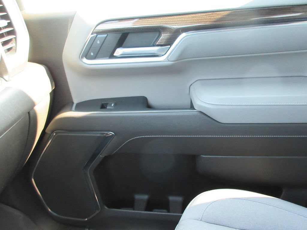 Certified 2023 Chevrolet Silverado 1500 LT AWD/4WD image 35
