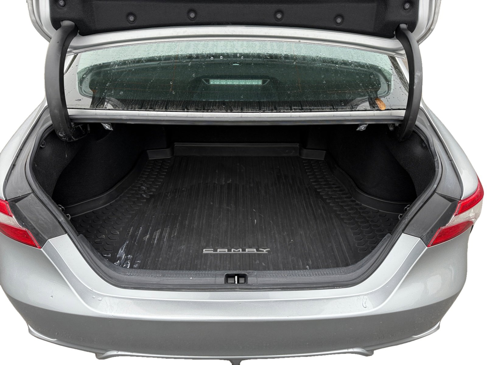 Used 2019 Toyota Camry SE image 17