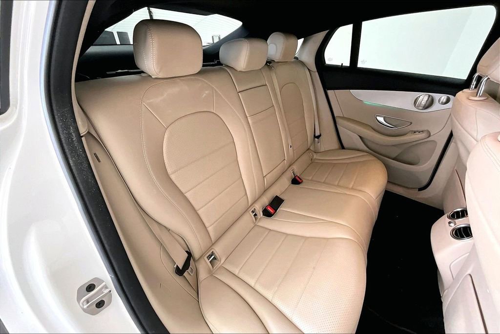Used 2023 Mercedes-Benz GLC 300 4MATIC Coupe image 36