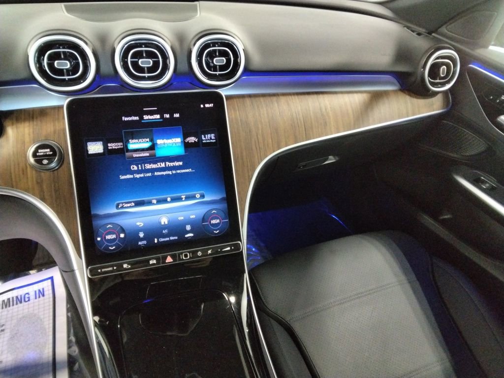 Used 2025 Mercedes-Benz C 300 4MATIC Sedan image 22