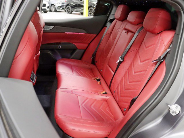 Used 2023 Maserati Grecale Trofeo AWD/4WD image 30