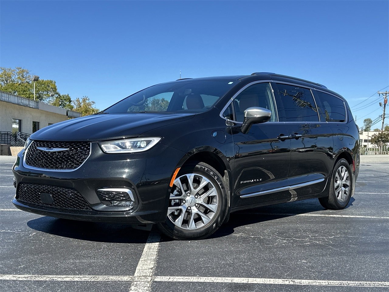 Used 2022 Chrysler Pacifica Pinnacle