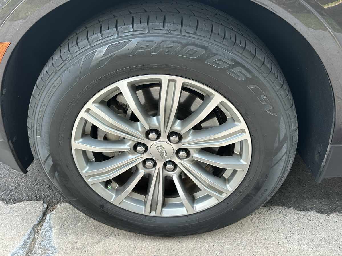 Used 2017 Cadillac XT5 Luxury w/ Driver Awareness Package image 59