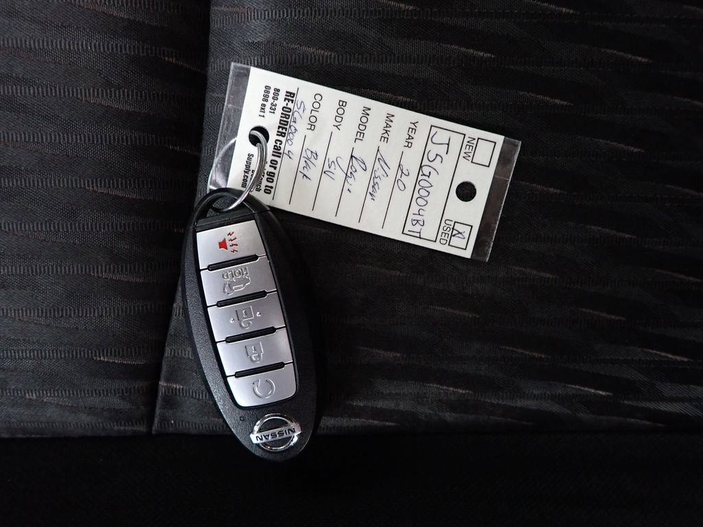 Used 2020 Nissan Rogue SV w/ Sun & Sound Touring Package image 47