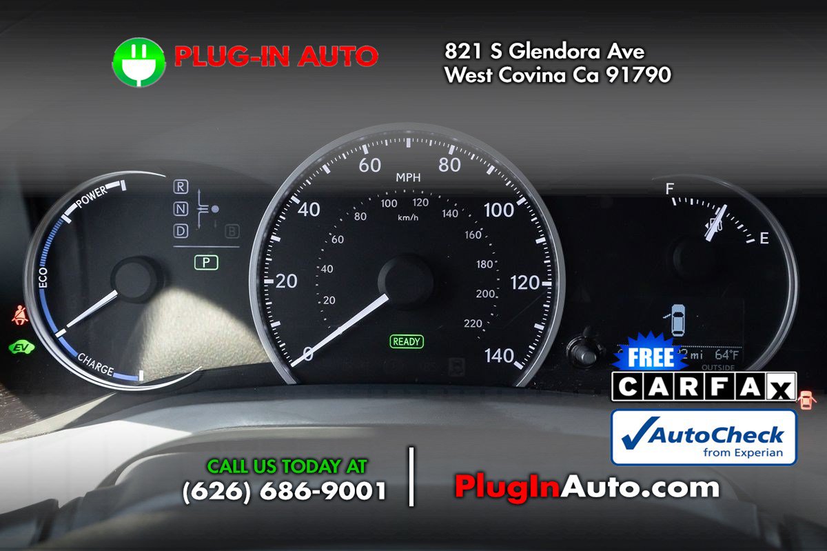 Used 2013 Lexus CT 200h w/ Leather Pkg FWD image 20
