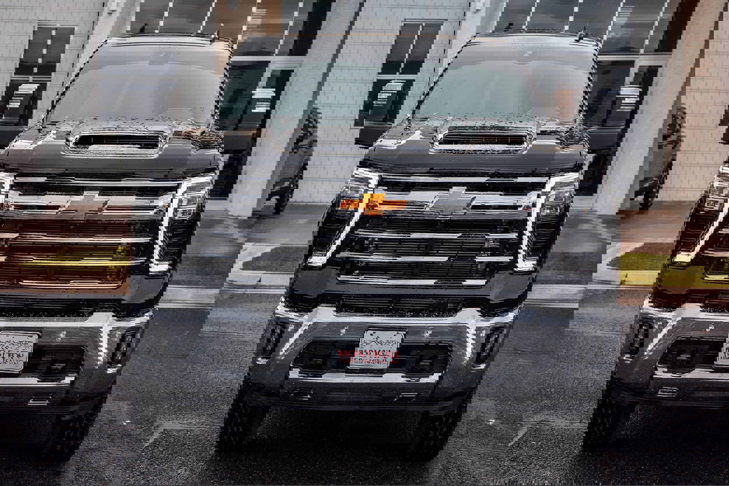 Used 2024 Chevrolet Silverado 3500 LTZ w/ LTZ Plus Package image 2