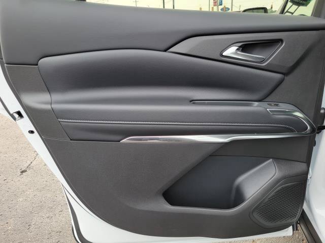 New 2027 Chevrolet Traverse LT w/ Midnight/Sport Edition AWD/4WD image 24