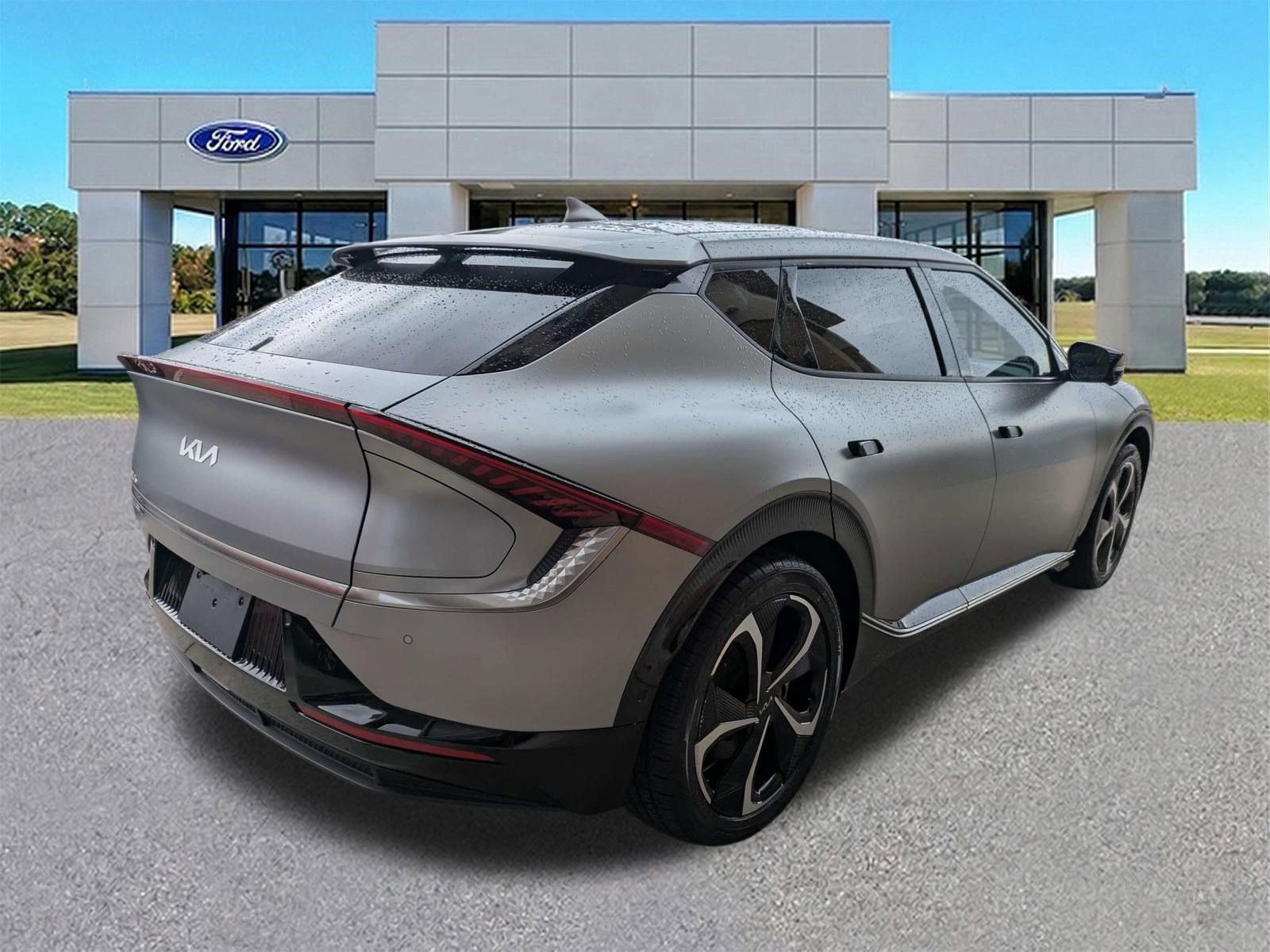 Used 2022 Kia EV6 GT-Line w/ First Edition Package AWD/4WD image 2