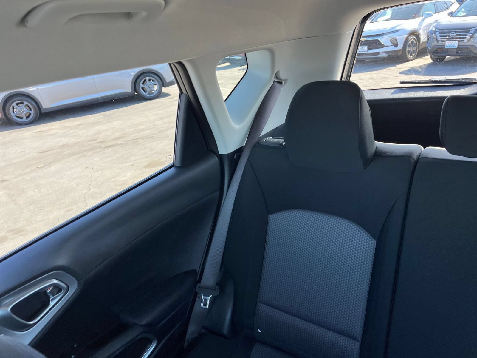 Used 2025 Kia Soul LX w/ LX Technology Package FWD image 39