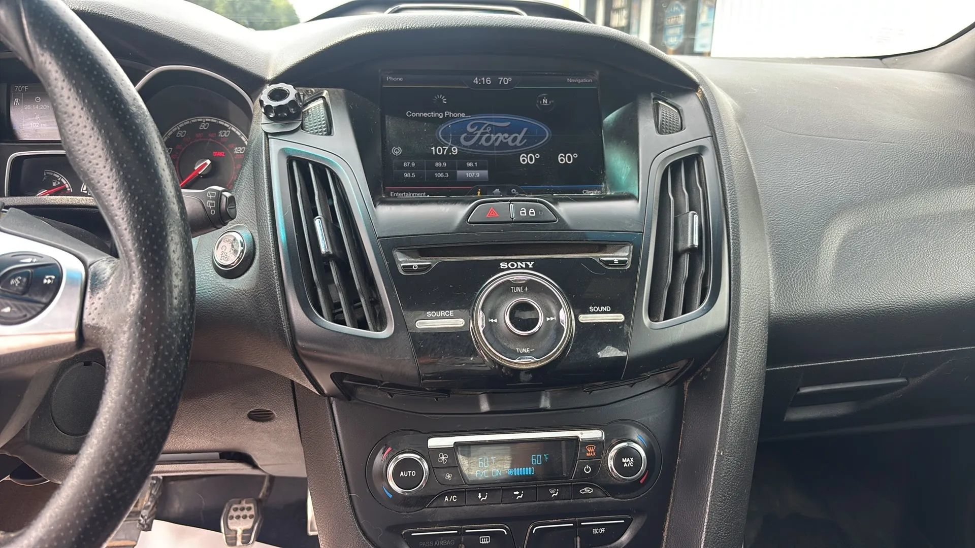 Used 2014 Ford Focus ST w/ Equipment Group 202A FWD image 23