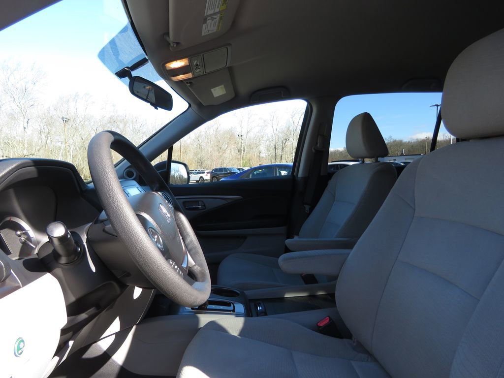 Used 2016 Honda Pilot LX image 10