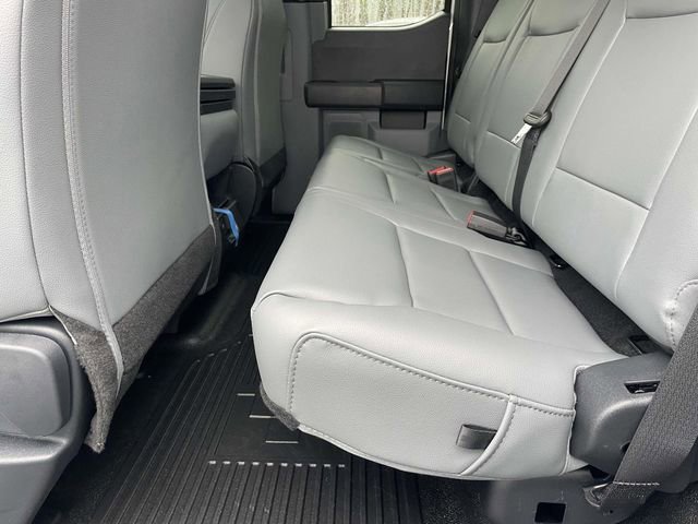 New 2026 Ford F550 4x4 Supercab Super Duty image 19