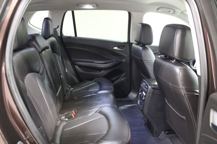 Used 2020 Buick Envision Essence image 32