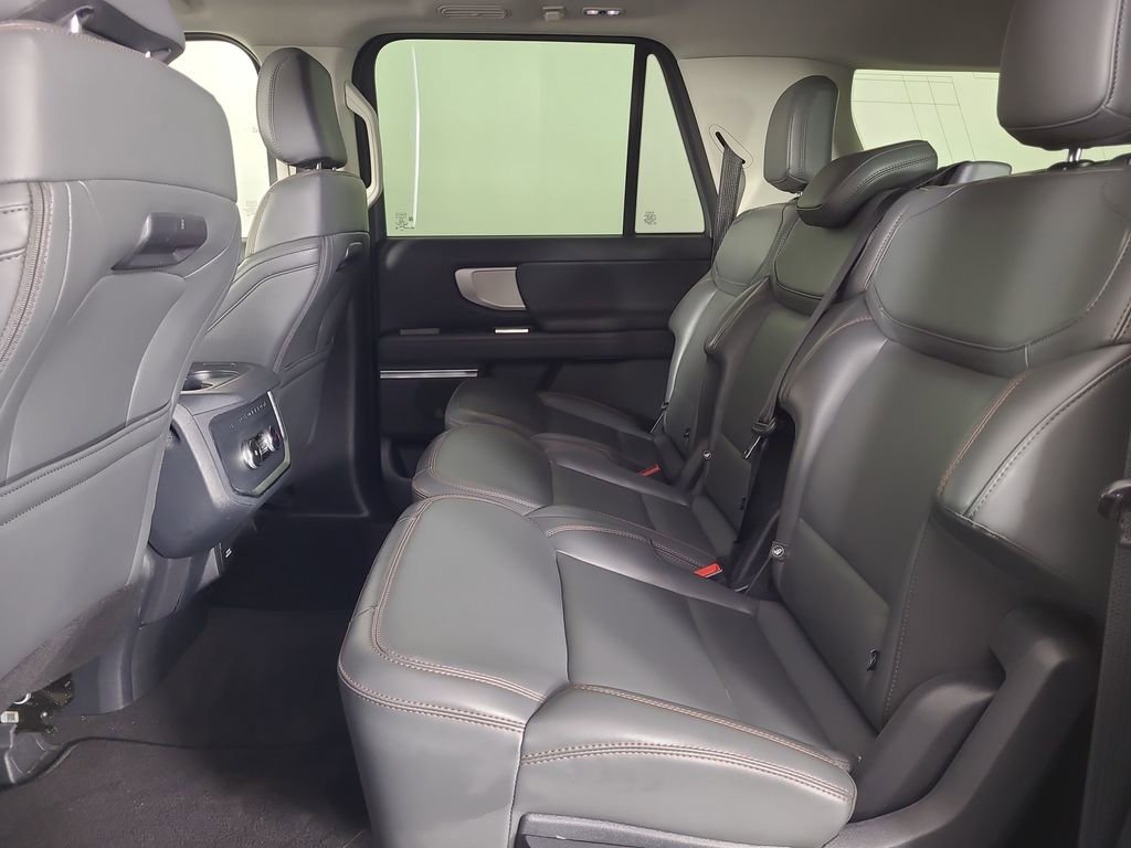 Used 2025 Ford Expedition Max Active image 20