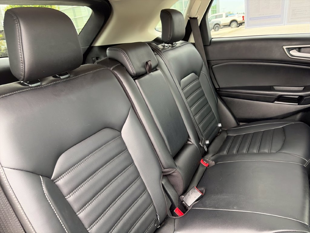 Used 2024 Ford Edge SEL w/ Convenience Package AWD/4WD image 31