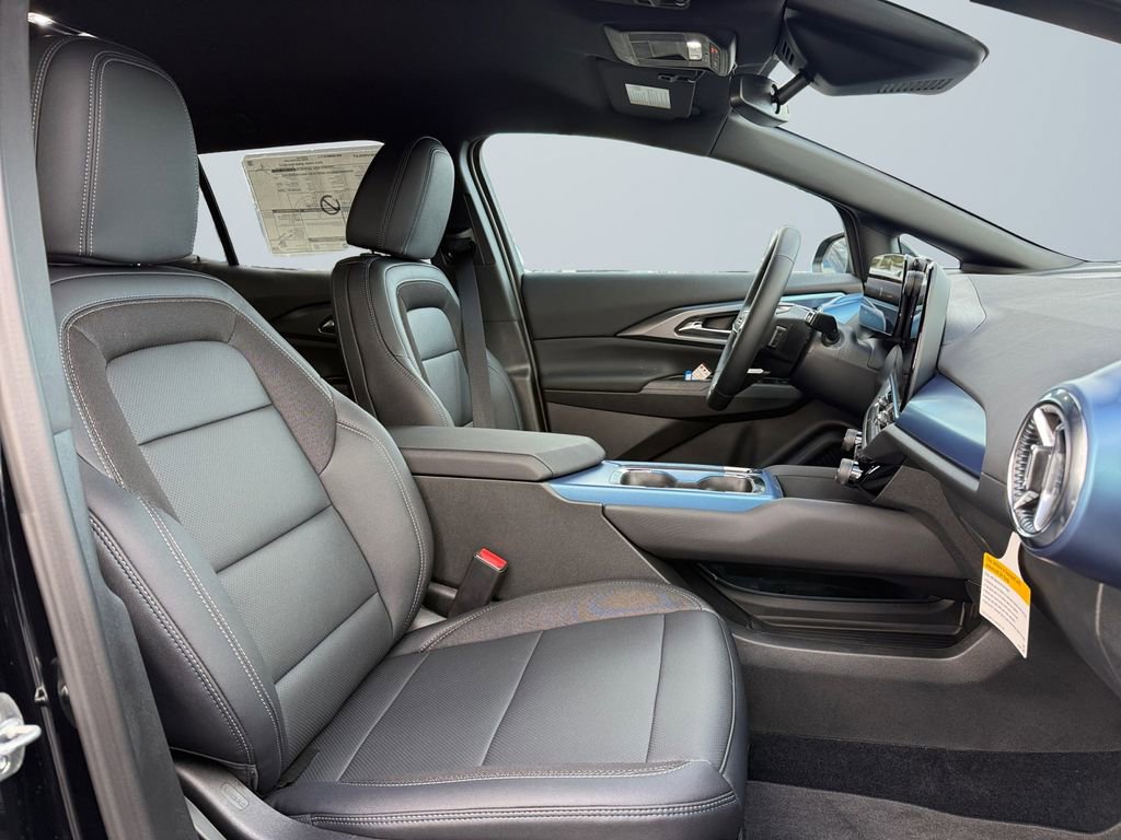 New 2026 Chevrolet Equinox EV LT image 15