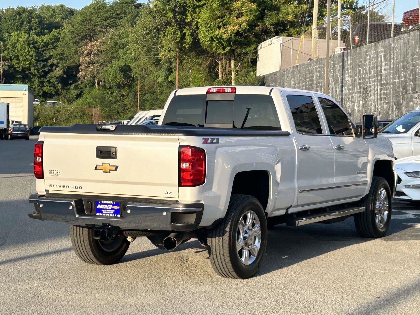Used 2019 Chevrolet Silverado 2500 LTZ w/ Duramax Plus Package AWD/4WD image 7