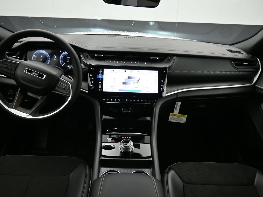 New 2026 Jeep Grand Cherokee Altitude image 29