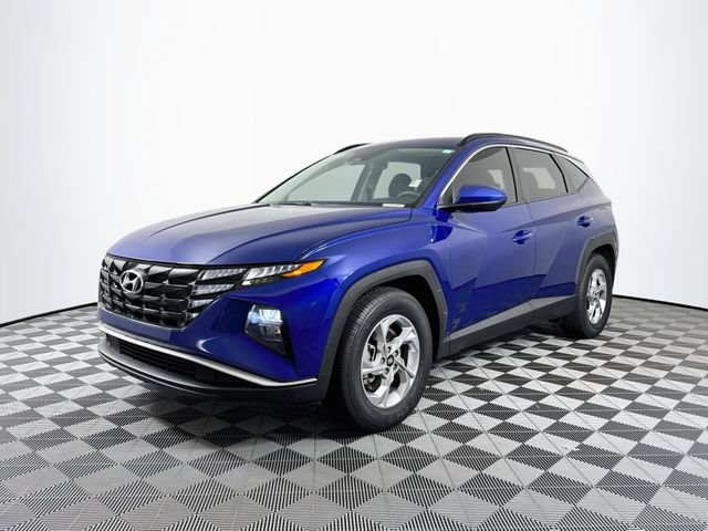 Certified 2024 Hyundai Tucson SEL FWD image 2