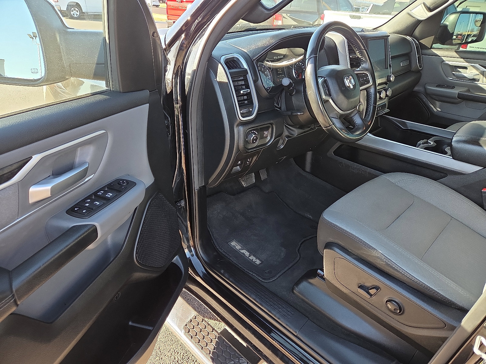 Used 2022 RAM 1500 Big Horn image 11