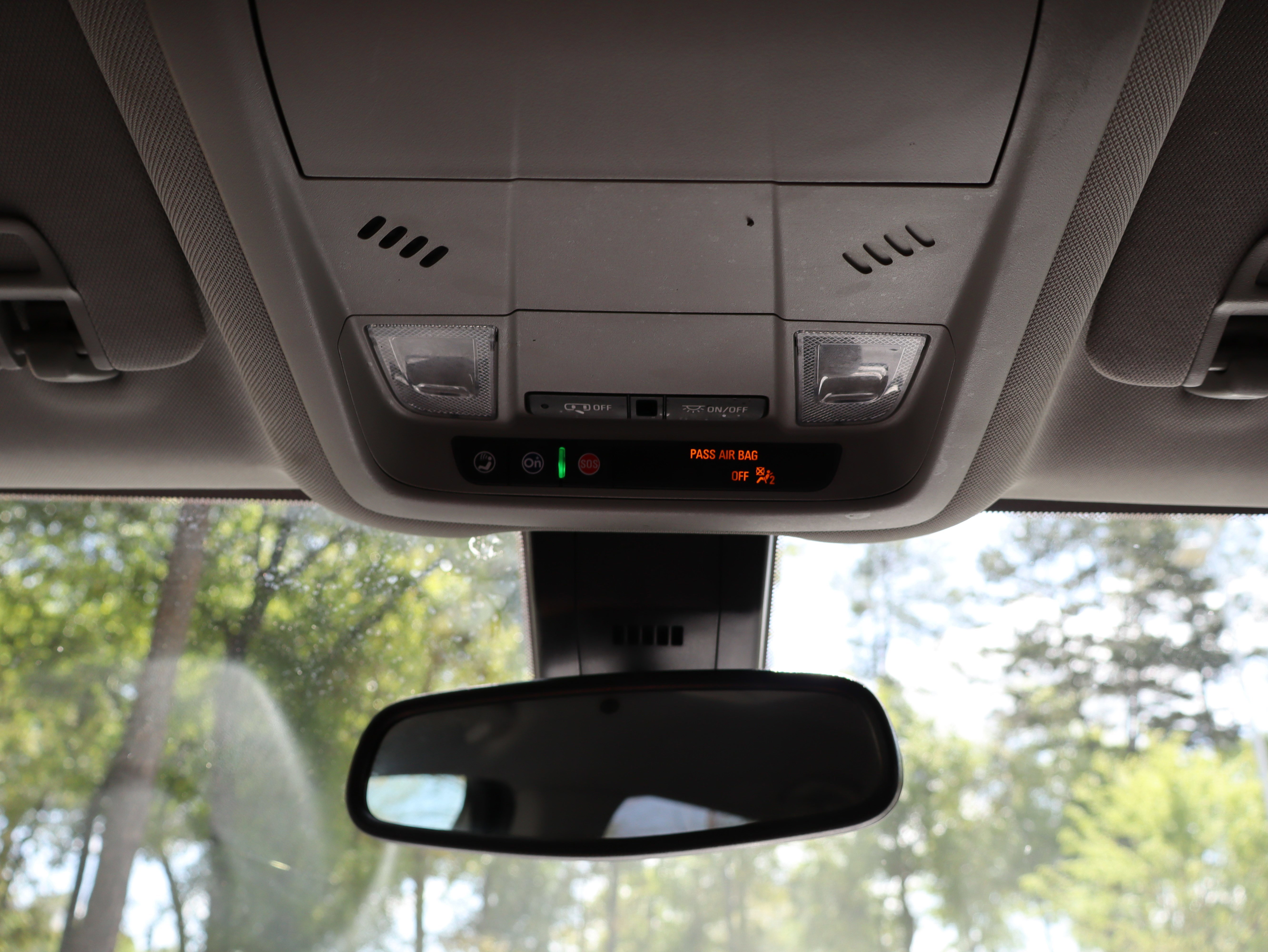 Used 2022 GMC Terrain SLE w/ Driver Convenience Package image 34