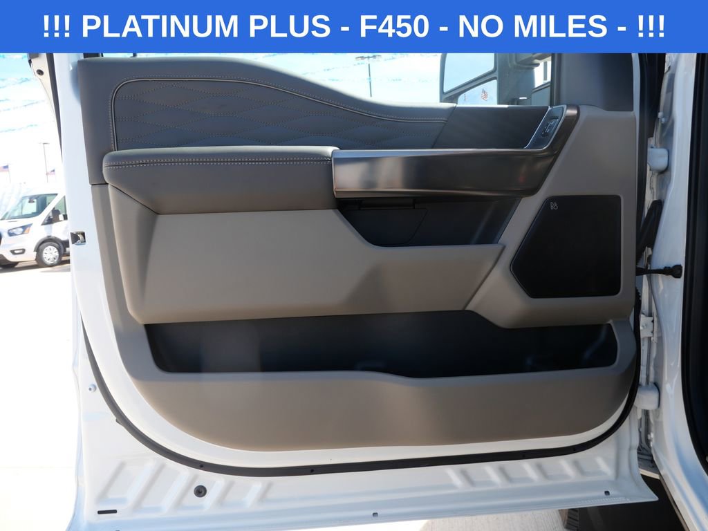 Used 2026 Ford F450 Platinum w/ Platinum Plus Package image 18