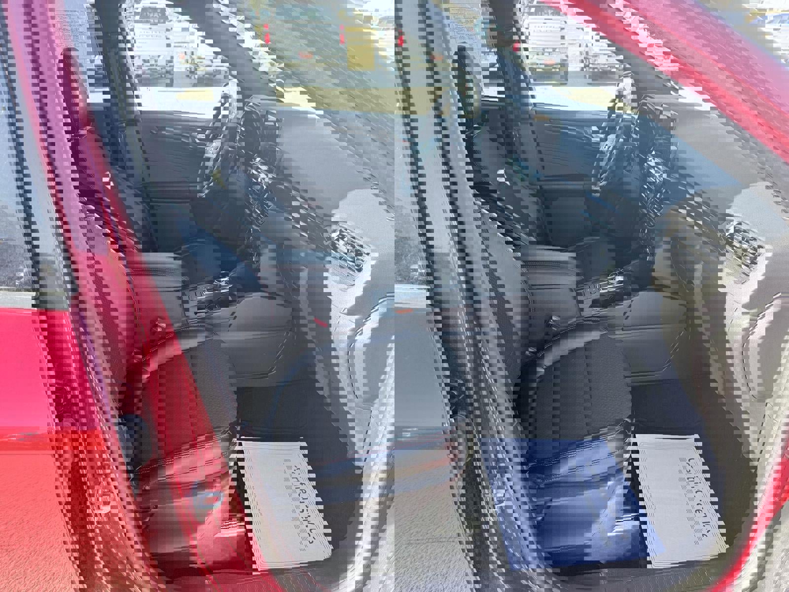 Used 2024 Ford Escape ST-Line image 17