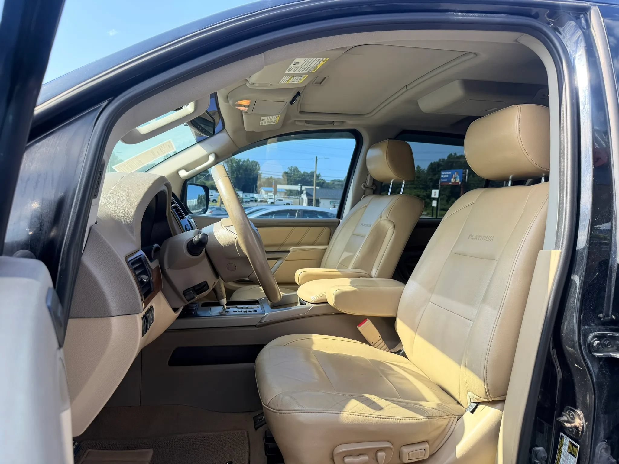 Used 2015 Nissan Armada Platinum w/ 2nd Row Captain Seat Package AWD/4WD image 23