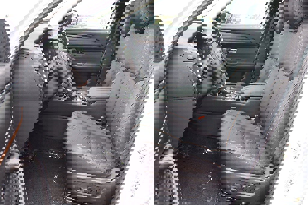 Used 2025 MAZDA CX-50 AWD 2.5 Hybrid w/ Cargo Package image 7