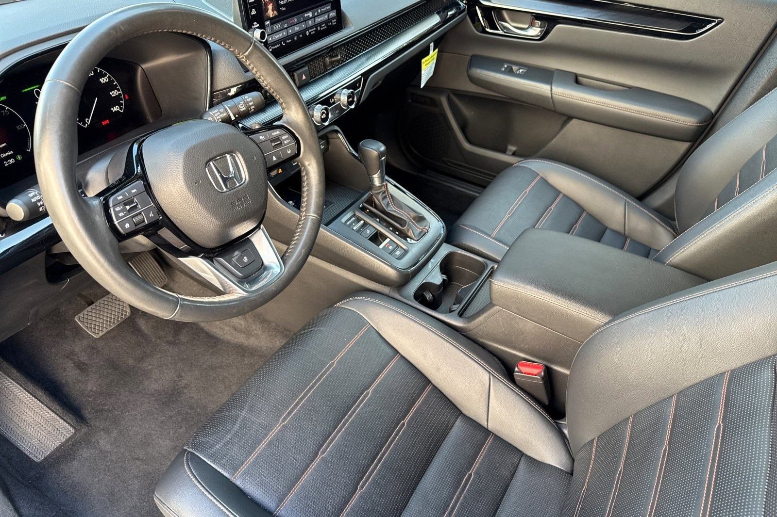 Certified 2024 Honda CR-V Sport Touring image 4