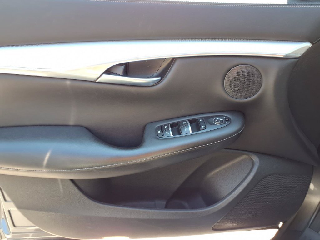 Used 2021 INFINITI QX50 Luxe AWD/4WD image 16