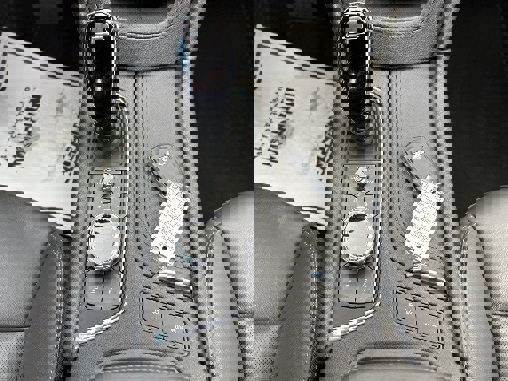 Used 2024 Cadillac XT6 Premium Luxury image 22